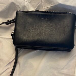 Matt & Nat Elegant Black Shoulder Bag